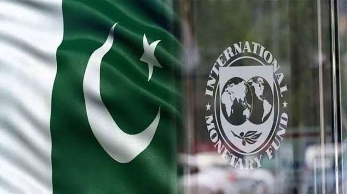 Pakistan faces challenges securing IMF loan program and avoiding default