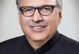 صدر مملکت عارف علوی نے آفیشل سیکرٹ ایکٹ اور آرمی ایکٹ ترمیمی بل پر دستخط کی تردید کر دی۔