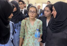 دشمن چاہتا ہے کہ میری بیٹی کے ساتھ کچھ برا ہو، شیریں مزاری