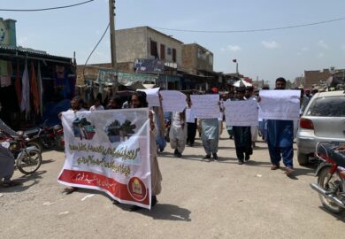 بارکھان گرلز کالج میں لیکچرارز کی کمی کو پورا کیا جائے. طلباء و طلبات کا احتجاج