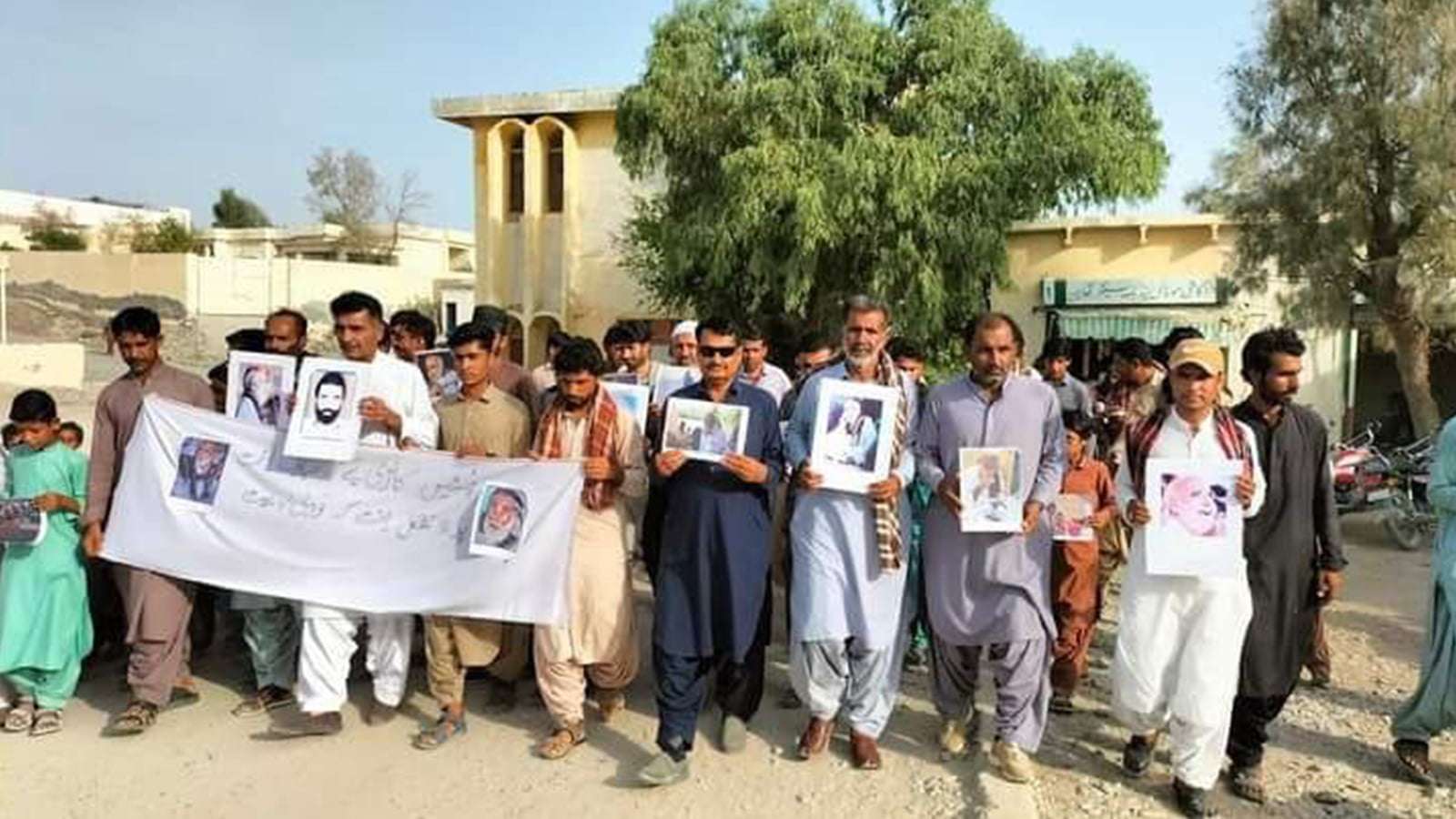 آشوبی شائر ”بابا کازی“ ءِ ڈیوائی روانک ءُ آواران  نبشتہ کار ڈاکٹر شکیل بلوچ