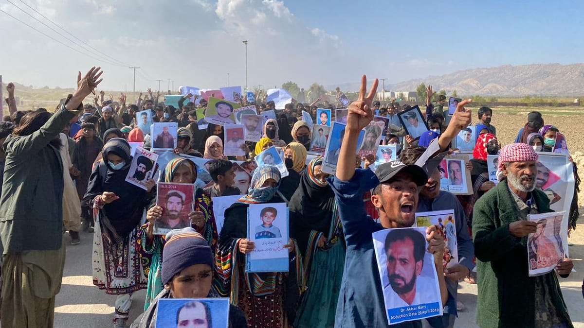 300 arrested and various injured in police crackdown against ‘Baloch Genocide’ march in Islamabad
