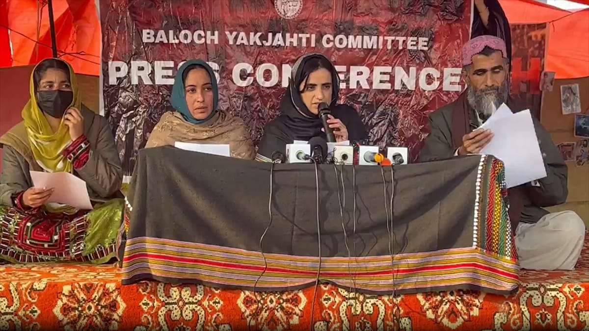 Islamabad Protest grows stronger; strikes and sit-ins will be launched across Pakistan – BYC