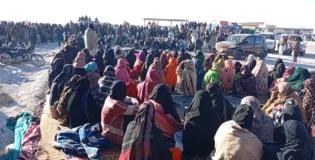 زہری میں عام عوام کی زندگی اجیرن کردی گئی ہے، گزشتہ 4 دنوں میں محض شہر سے 12 شہریوں کو جبری گمشدہ کیا گیا ہے. ڈاکٹر صبعیہ بلوچ