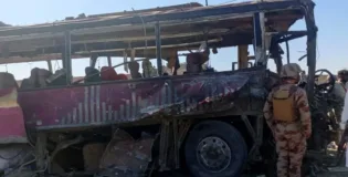 پاکستانی فورسز پر  شدید حملہ، اسپتالوں میں ایمرجنسی نافذ،