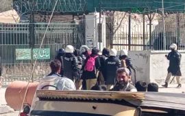 بلوچ یکجہتی کمیٹی کا احتجاج سے قبل ہی پولیس کا طاقت کا استعمال، پرامن مظاہرین پر تشدد اور گرفتاریاں