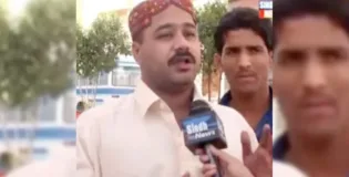 بلوچستان میں پرامن احتجاج پر ریاستی جبر اور کارکناں کی شھادت پر شدید مذمت کرتے ہیں ٹر بند، پہیہ جام ہڑتال کی مکمل حمایت کا اعلان کرتے ہیں۔جیئے سندھ فریڈم موومنٹ