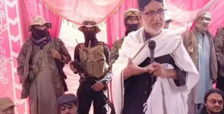 Sardar Akhtar Mengal addresses fourteenth day of Lakpass sit-in protest, vows to fight for Baloch rights
