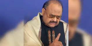 فوجی آپریشن میں 25 ہزار سےزائد مہاجروں کو قتل کیا گیا اور ہزاروں مہاجروں کو ان کے والدین کے سامنے گرفتار کرکے لاپتہ کیا جو آج تک لاپتہ ہیں۔ الطاف حسین