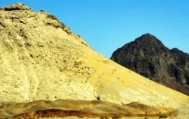 مستونگ میں سیندک کا سامان لے جانے والی ٹرالرز پر مسلح افراد کا حملہ