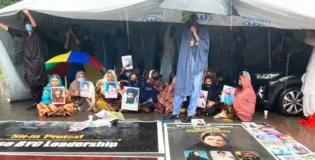 اسلام آباد میں دھرنا مظاہرین کو سخت ریاستی ہراسانی اور جبر کا سامنا – نادیہ بلوچ