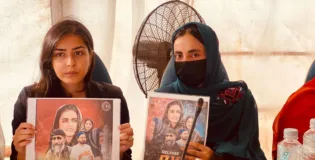 کوئٹہ: ڈاکٹر ماہ رنگ بلوچ سمیت بلوچ یکجہتی کمیٹی کی قیادت مزید 15 روزہ ریمانڈ پر پولیس کے حوالے