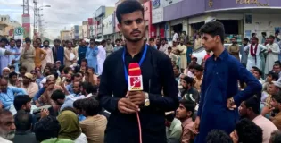 Quetta Police continues its crackdown on journalists and students!
