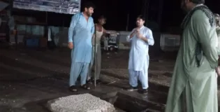 ڈیرہ اسماعیل خان طوفانی آندھی کی لپیٹ میں؛ 8 جاں بحق، درجنوں زخمی