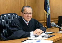 دنیا بھر کے دل جیتنے والے جج فرینک کیپریو کا 88 برس کی عمر میں انتقال