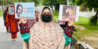 "ریاست کی خاموشی، بلوچوں کی چیخیں: راشد بلوچ کہاں ہے؟”  تحریر۔ عزیز سنگھور