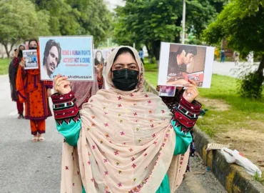 "ریاست کی خاموشی، بلوچوں کی چیخیں: راشد بلوچ کہاں ہے؟”  تحریر۔ عزیز سنگھور