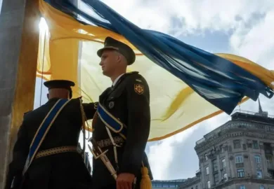 کیئو میں یومِ آزادی کی تقاریب کے دوران روس کا یوکرین پر جوہری تنصیب پر حملے کا الزام.