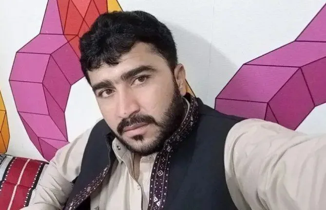 کیچ: چہ تربت ءَ پاکستانی پوج ءِ دست ءَ زور بیگواھیں اسمان مکبول ءِ  تیرسپتگیں لاش دزکپتگ۔