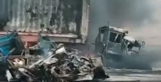 خضدار: کوئٹہ کراچی شاہراہ پر ٹریفک حادثہ، 3 افراد جاں بحق، ایک زخمی
