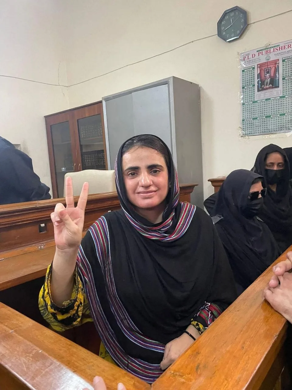 ڈاکٹر ماہ رنگ بلوچ کے ناقابلِ ضمانت وارنٹ، پرامن جدوجہد کو دبانے کی نئی کوشش