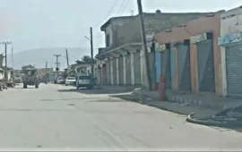مسافر ویگن بمعہ مسافر پاکستانی فورسز کے ہاتھوں یرغمال.