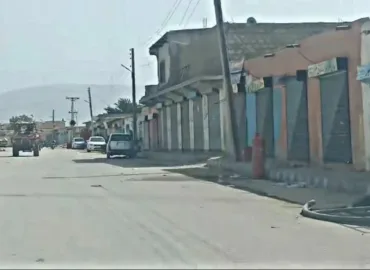 مسافر ویگن بمعہ مسافر پاکستانی فورسز کے ہاتھوں یرغمال.