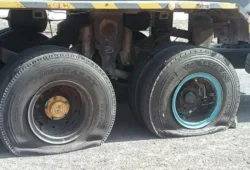 مستونگ مسلح افراد کی معدنیات لے جانے والے ٹرکوں پر فائرنگ