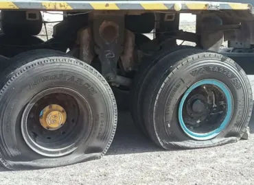 مستونگ مسلح افراد کی معدنیات لے جانے والے ٹرکوں پر فائرنگ