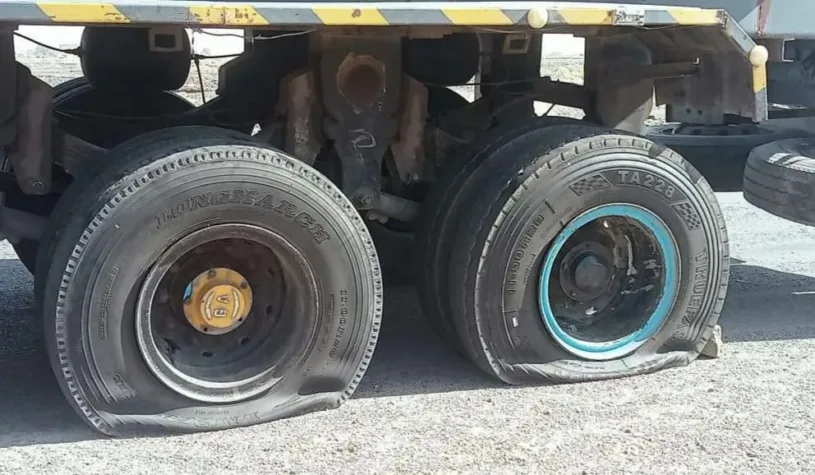 مستونگ مسلح افراد کی معدنیات لے جانے والے ٹرکوں پر فائرنگ