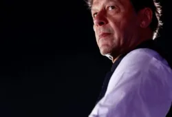 وادی تیراہ میں بمباری، خیبرپختونخوا حکومت اسٹیبلشمنٹ کے ٹریپ میں آگئی ہے۔ عمران خان