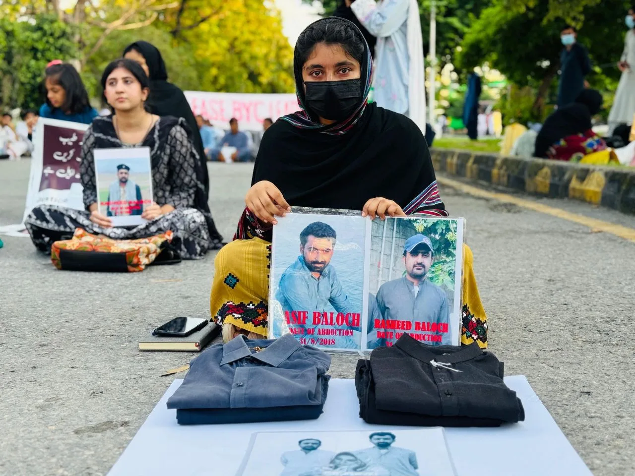 آصف اور رشید بلوچ، کے بارے میں حکام ان کے خاندانوں کو معلومات فراہم کریں۔ ایمنسٹی انٹرنیشنل