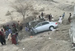 تربت دو مختلف ٹریفک حادثات، ایک شخص جاں بحق، دس زخمی