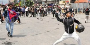 نیپال سوشل میڈیا پابندیوں کے خلاف مظاہرے، 19 افراد ہلاک، 347 مظاہرین زخمی۔