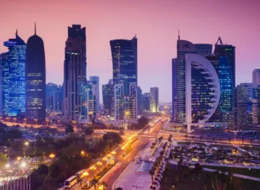 قطر ماہی گیروں کی چھوٹی سی بستی دنیا کی امیر ریاست کیسے بنی؟