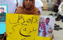 کراچی پریس کلب کے باہر بلوچ لاپتہ افراد کے لواحقین کا احتجاجی کیمپ 39ویں دن میں داخل