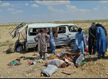 سبی مسافر وین الٹنے سے 6 افراد جاں بحق 15 سے زائد زخمی