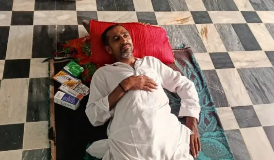 زاہد علی کے والد کی صحت بگڑنے پر احتجاجی کیمپ عارضی طور پر روک دیا گیا