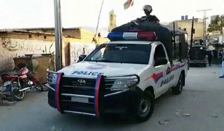 نوشکی پولیس چیکنگ کے دوران ہینڈ گرنیڈ حملہ، 8 افراد زخمی