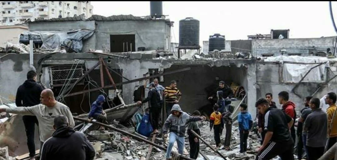 غزہ اسرائیلی فوج کے حملوں میں شدت ،تازہ کارروائیوں میں مزید 90 سے زائد فلسطینی جان بحق ہوگئے۔