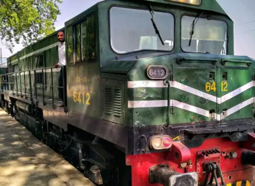 Security concerns lead to repeated suspension of Jaffar Express
