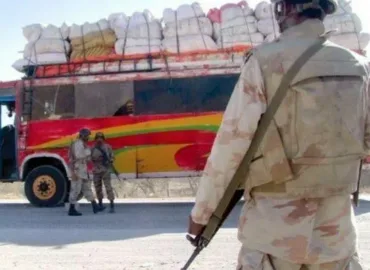 فوجی چیک پوسٹوں پر مسافروں کی تذلیل، مکران تا کراچی ٹرانسپورٹرز کی ہڑتال چھٹے روز میں داخل