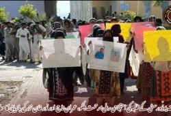 تربت یونیورسٹی کے طلبہ کی احتجاجی ریلی؛ رحمت ہلکو، عمران تاج اور نور خان نزر کی بازیابی کا مطالبہ