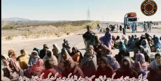 کیچ ایک ہی خاندان کے دو خواتین سمیت چار افراد کی جبری گمشدگی کے خلاف دھرنا