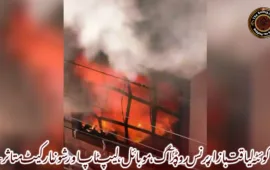 کوئٹہ لیاقت بازار پرنس روڈ پر آگ، موبائل، لیپ ٹاپ اور شوز مارکیٹ متاثر-