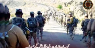 تمپ اور خاران میں فوجی آپریشن، گھر مسمار۔