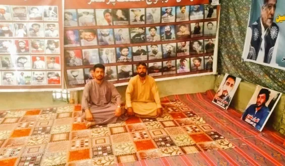 وی بی ایم پی کے زیرِ اہتمام کوئٹہ پریس کلب کے سامنے قائم احتجاجی کیمپ آج بروز پیر 6155 دن مکمل کر چکا ہے۔
