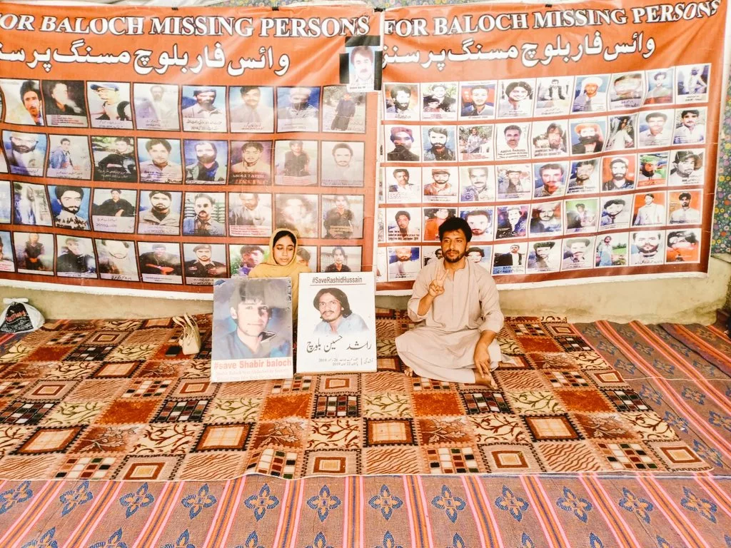 وی بی ایم پی کے احتجاج کا 6197واں روز، راشد حسین بلوچ کی بھتیجی ماہ زیب بلوچ کی شرکت