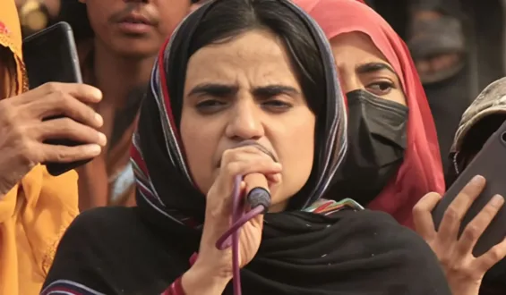 ڈاکٹر ماہ رنگ بلوچ کا کشمیری عوام سے اظہارِ یکجہتی، ریاستی جبر اور پابندیوں کی مذمت۔