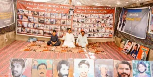 وی بی ایم پی کا احتجاجی کیمپ 6185ویں روز بھی جاری، جبری گمشدگیوں کے خاتمے اور لاپتہ افراد کی بازیابی کا مطالبہ